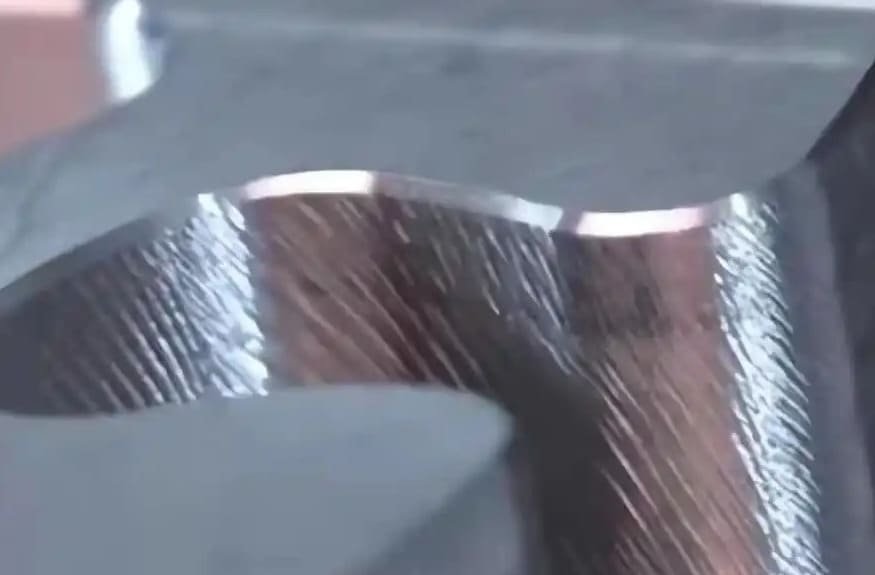 Causes and Solutions for Tool Marks on CNC Machined Parts